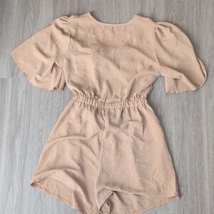 SHEIN Tan Short Sleeve Romper